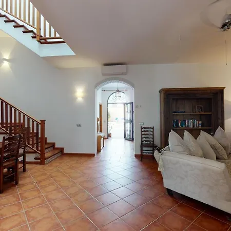 Ferienhaus Luxury 5 Bed House Private Pool And Sea View Nerja