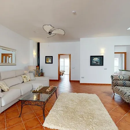 Luxury 5 Bed House Private Pool And Sea View Ferienhaus *